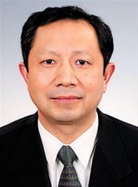 沈国强，男，1954年10月出生，汉族，浙江上虞人，在 职 大 专 ，1972年 1月参 加 工 作 ，1985年 2月加入中国共产党。现任上海市民族和宗教事务委员会副巡视员。拟任上海市民族和宗教事务委员会副主任，试用期一年。