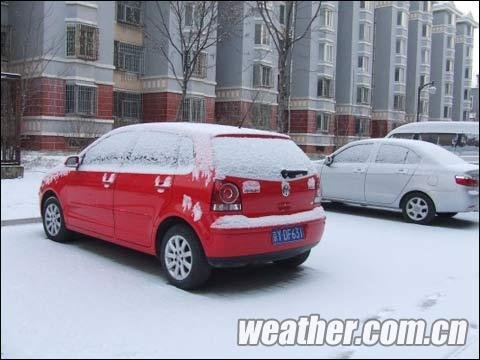 北京延庆等地再裹银装 全市下午起大风降温