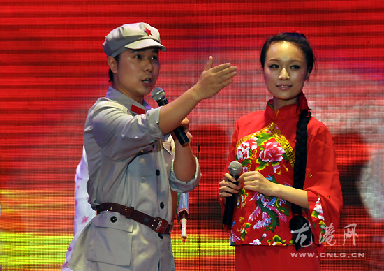 龙港举行纪念建党90周年 文艺演出“在灿烂阳光下”