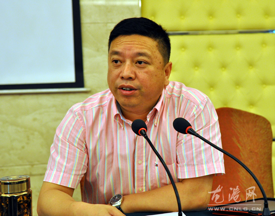 我镇召开第二次地名普查工作动员培训会