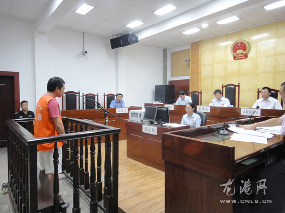 原黄家蓬村委主任周承抄涉嫌受贿案先后开庭