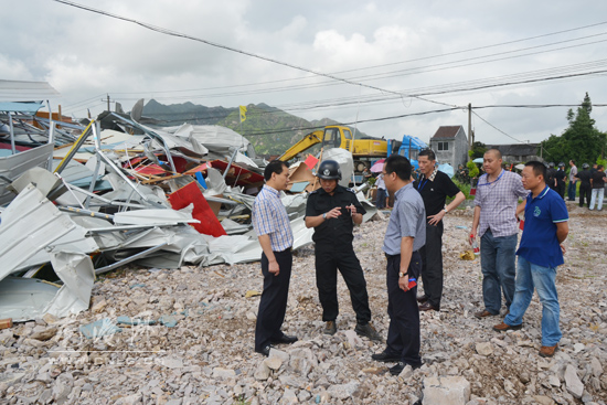 龙港“拆违”行动再发力 云岩1万多平米违章建筑被拆除