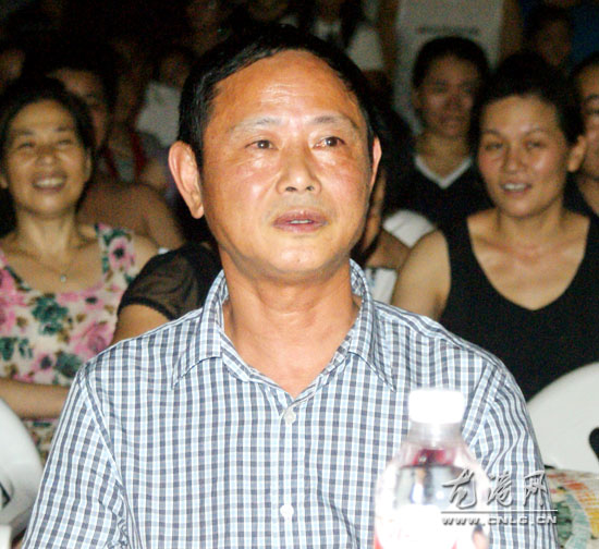 “文明出行全省巡回宣传月”大型公益活动走进龙港