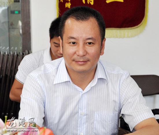 温州市委常委余梅生带队来苍南县印刷包装行业协会调研