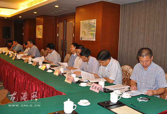 省发改委副主任刘亭一行来龙港调研