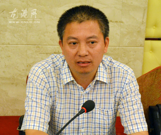 我镇地税分局召开税企座谈会