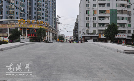 金钗街白河桥改造基本完成，预计下月初通车