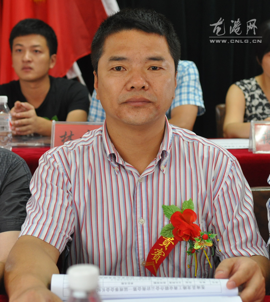 龙港工商联云岩商会召开成立大会