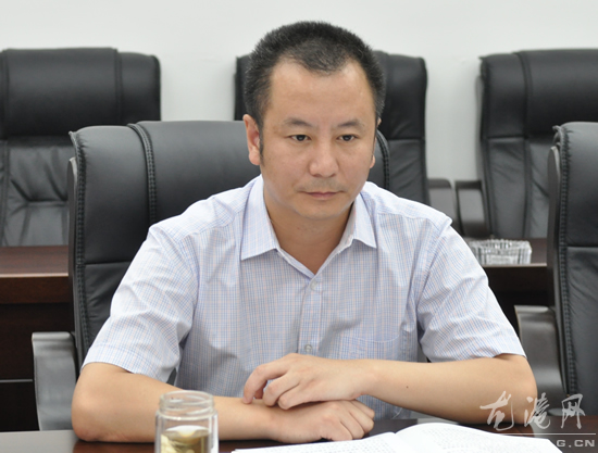 县督察组来我镇督察重点工程进展情况