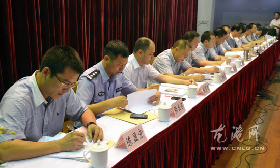 龙港拆违绿化双管齐下 强推现代化城市建设