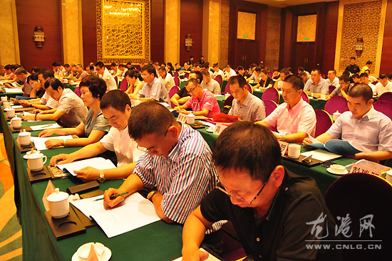 龙港工商联一届二次执委会暨龙港商会五届二次理事会召开