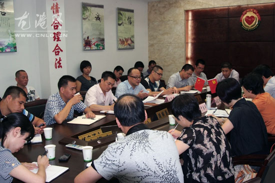 县政协来我镇调研中心镇办事处职能作用发挥情况