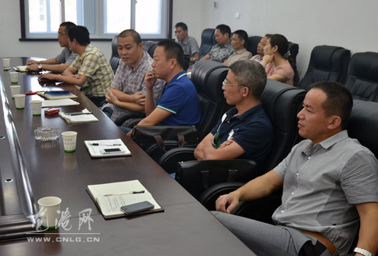 城建口召开人大代表见面会