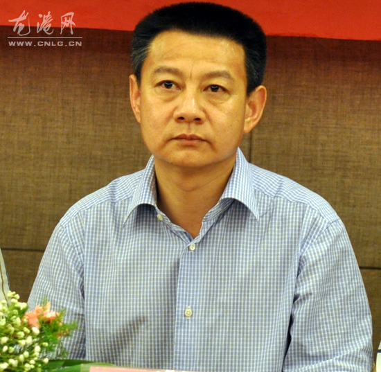县工商联健身休闲商会第二届理事会召开了