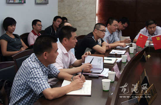 县政协来我镇调研中心镇办事处职能作用发挥情况