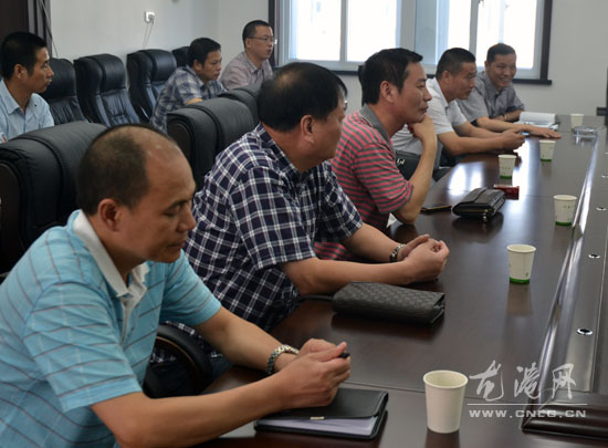 城建口召开人大代表见面会