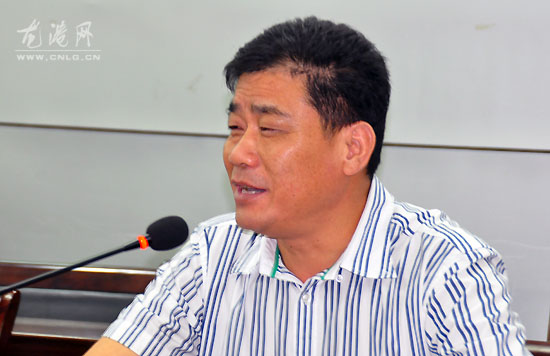龙港镇召开单行道改建听证会