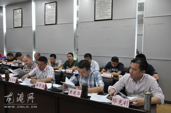 龙港镇召开矛盾化解大行动推进会