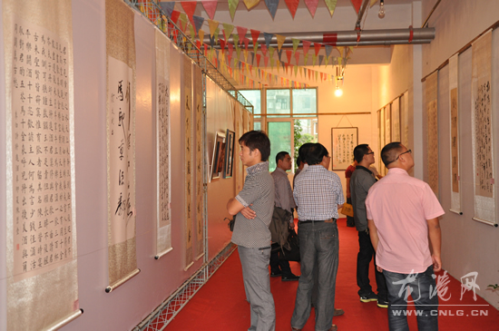 第十七届龙港书法美术摄影作品展开幕式