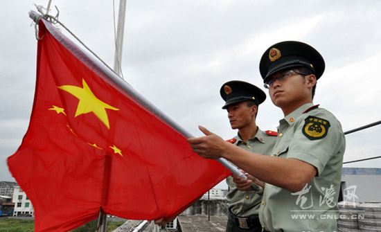退伍老兵的最后一次国庆升旗