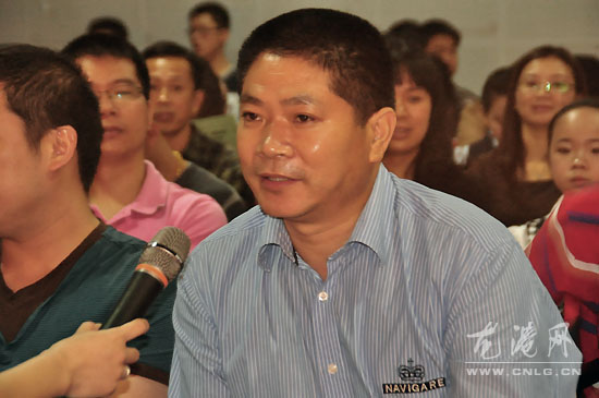 “长大后，我要去当兵”龙港镇小学生国防教育主题演讲赛举行