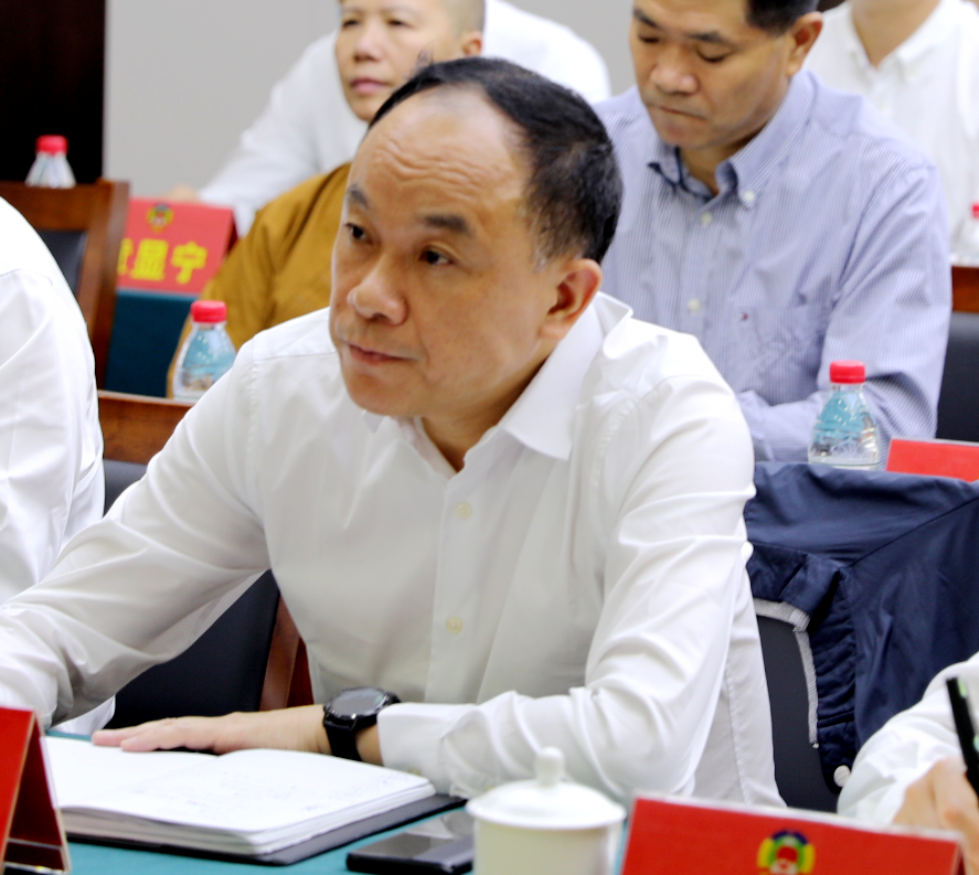 龙港市政协主席陈为来