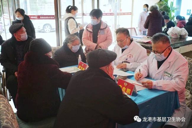 龙港市政协医卫服务团服务距离越来越贴近百姓