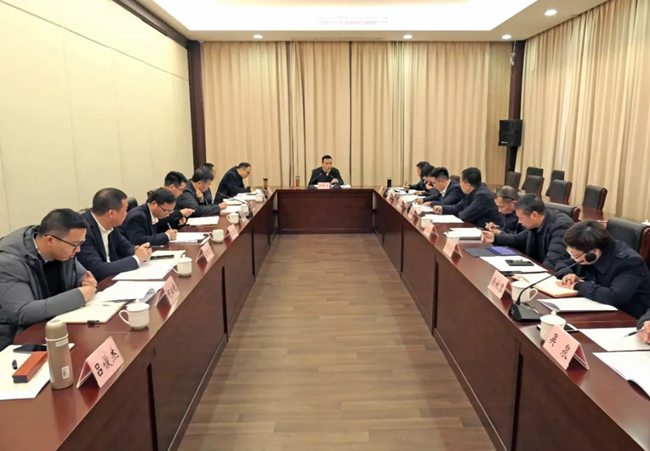 郑建忠与社会各界人士座谈交流 征求对市委“十四五”规划建议的意见