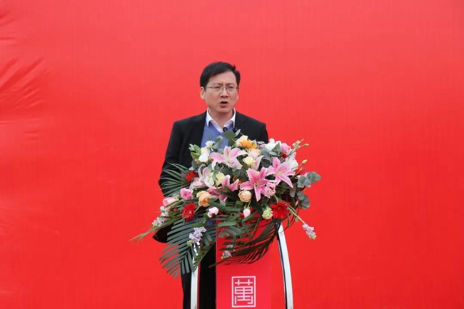 龙港市龙湖片区公共服务中心、迎宾路工程开工