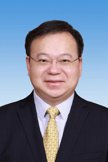 头条快讯：龙港人陈靖当选为上海市十五届人大常委会副主任