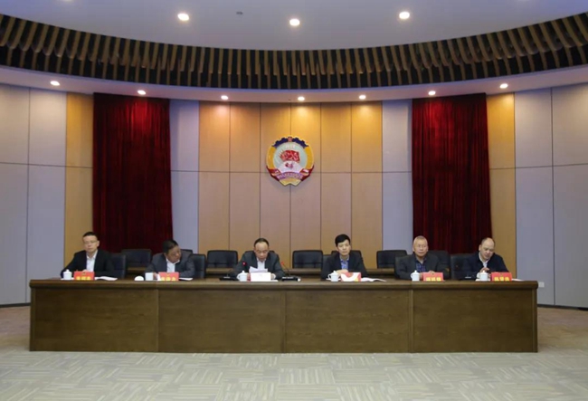 龙港市政协召开常委会议 学习传达省、市政协全会精神