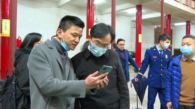 龙港市委常委、宣传统战部长王辉球