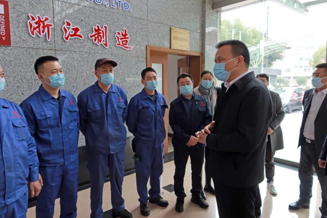 龙港市委书记郑建忠