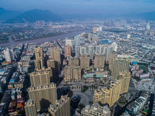 空中俯瞰龙港镇（2018年12月3日无人机拍摄）。新华社记者徐昱摄