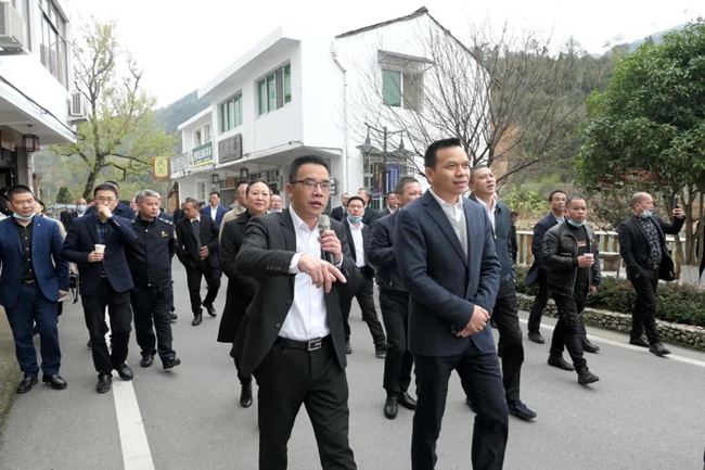 郑建忠率队赴永嘉、瓯海考察：让环境好起来，让乡村美起来！