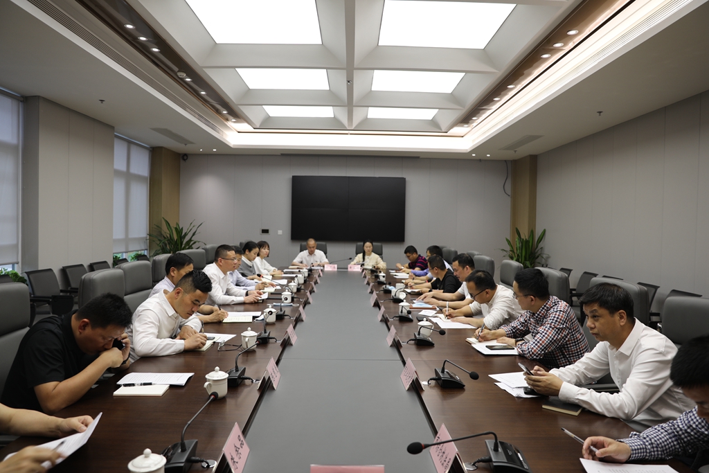 龙港市政协开展“一枚印章管审批”改革专题调研