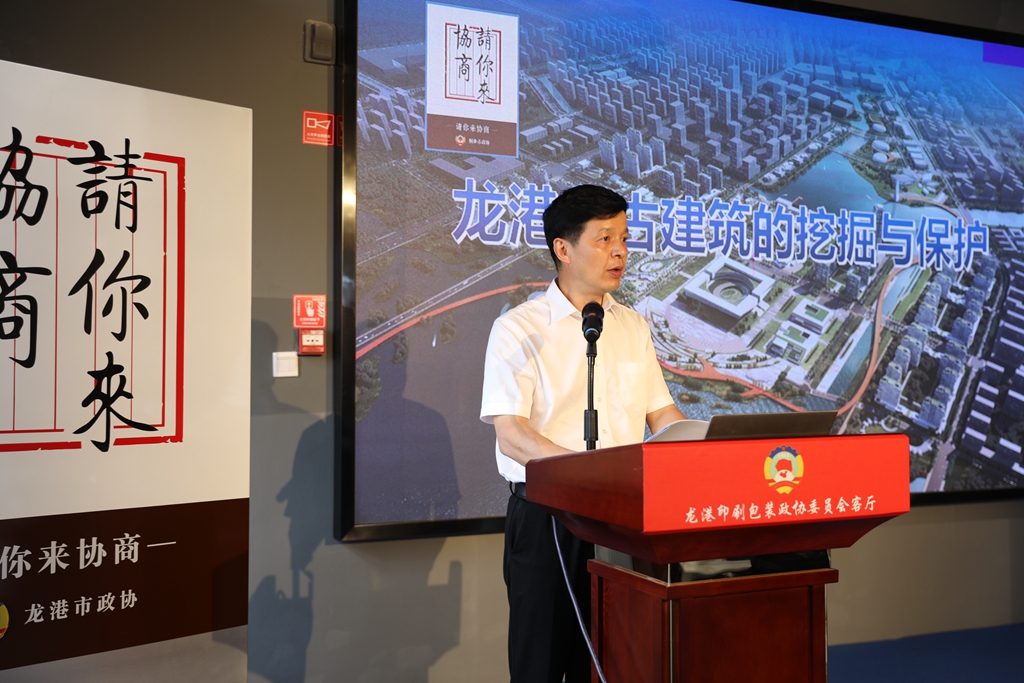 龙港市政协副主席陈世猛