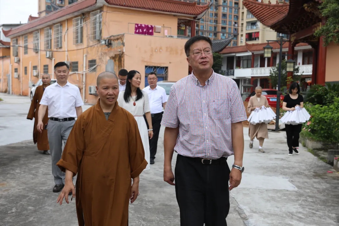 温州市政协来我市开展宗教界代表人士队伍建设和宗教中国化课题调研