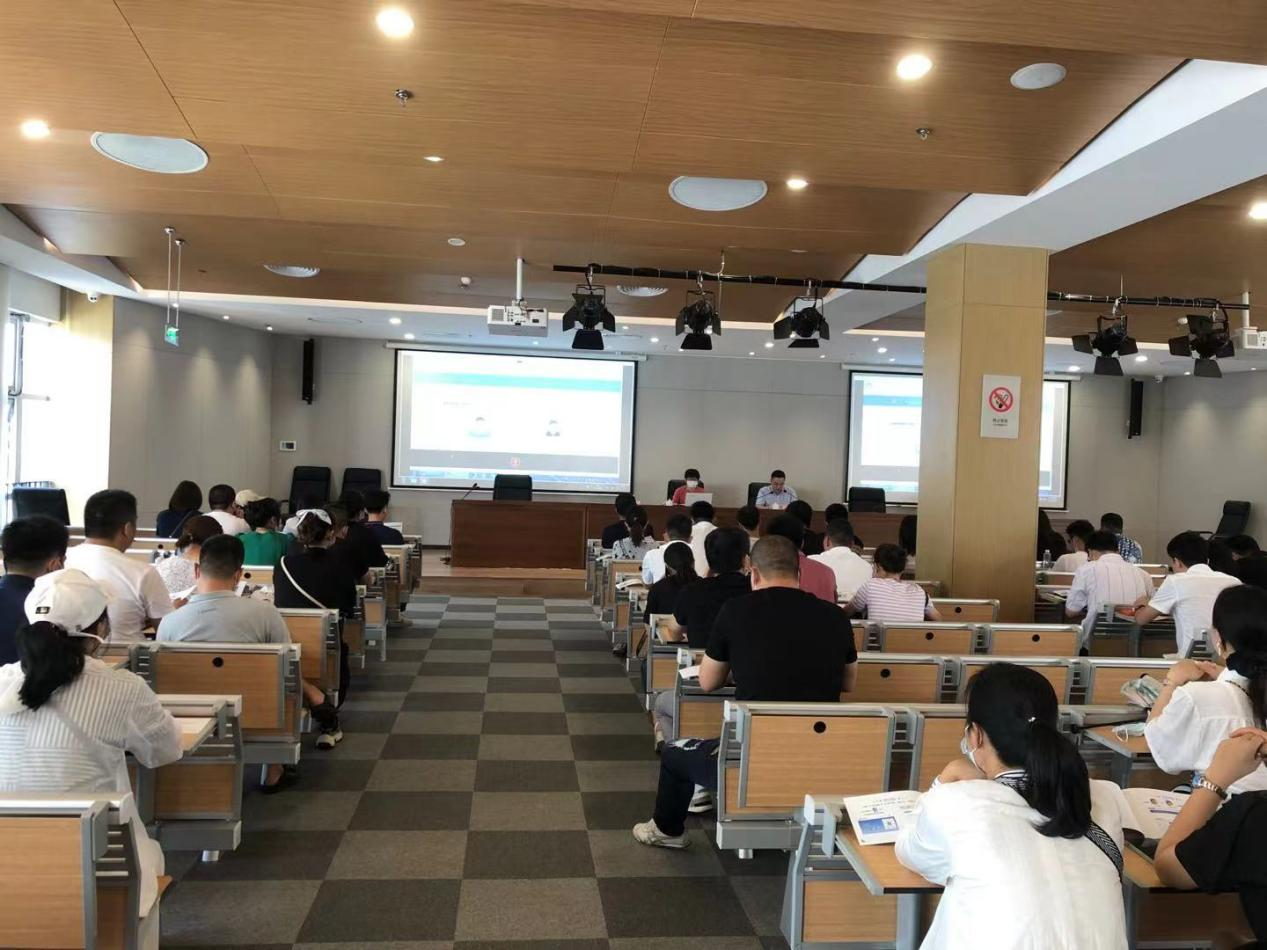 不动产登记数字化改革新举措——龙港市不动产登记服务中心开展不动产交易网上受理操作培训会