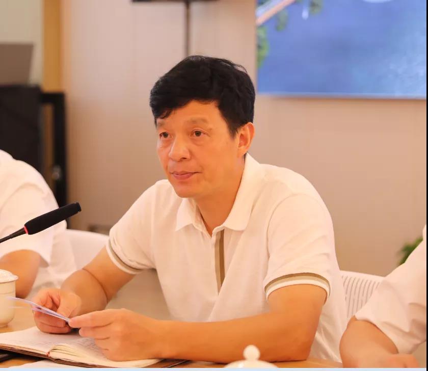 龙港市政协副主席陈世猛