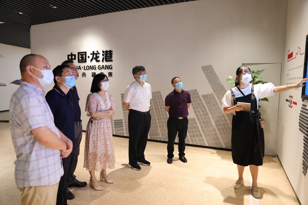四川省珙县政协来龙考察学习
