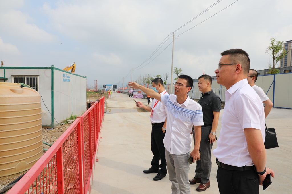 新建龙港市人民医院工程备受关注 | 市政协开展视察活动  走进民生项目工地