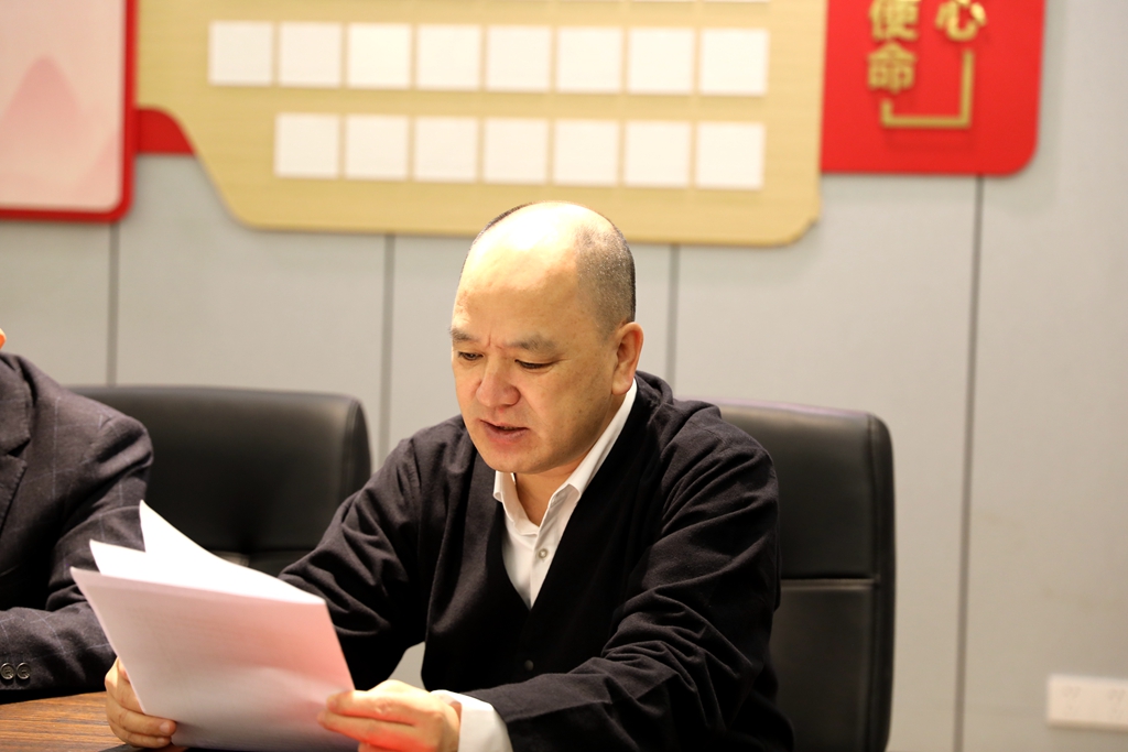 龙港市政协秘书长兼市政协机关党组书记、办公室主任陈贤选