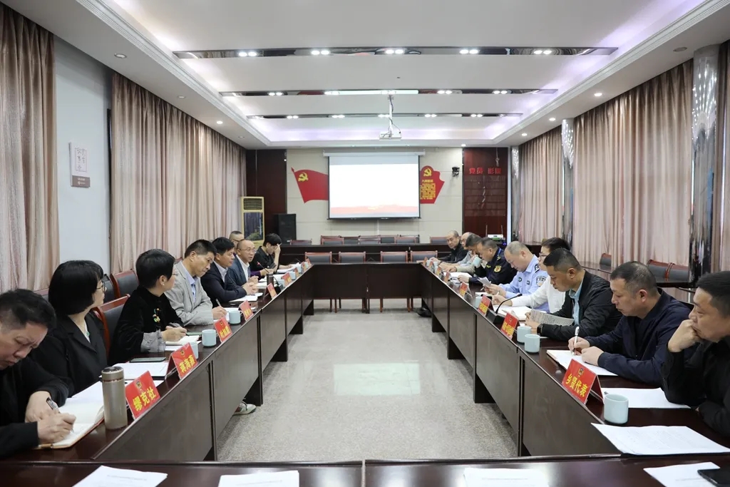 龙港市政协 “民生议事堂”走进湖前 为基础设施和人居环境补短板积极献言