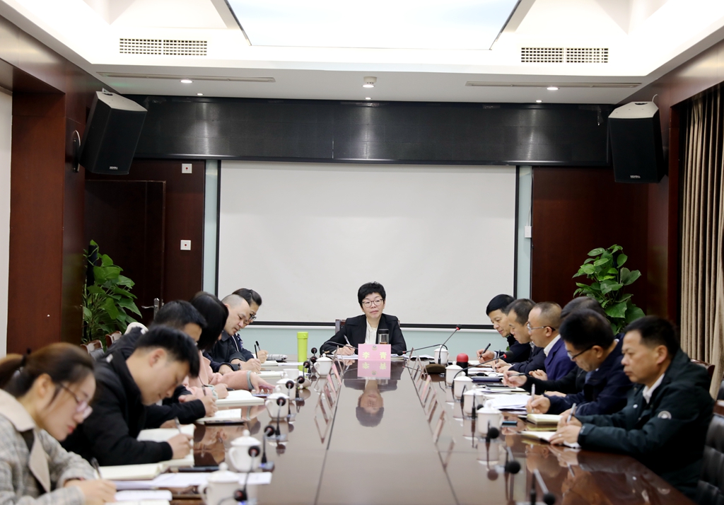 龙港市政协专题听取各专委会工作汇报