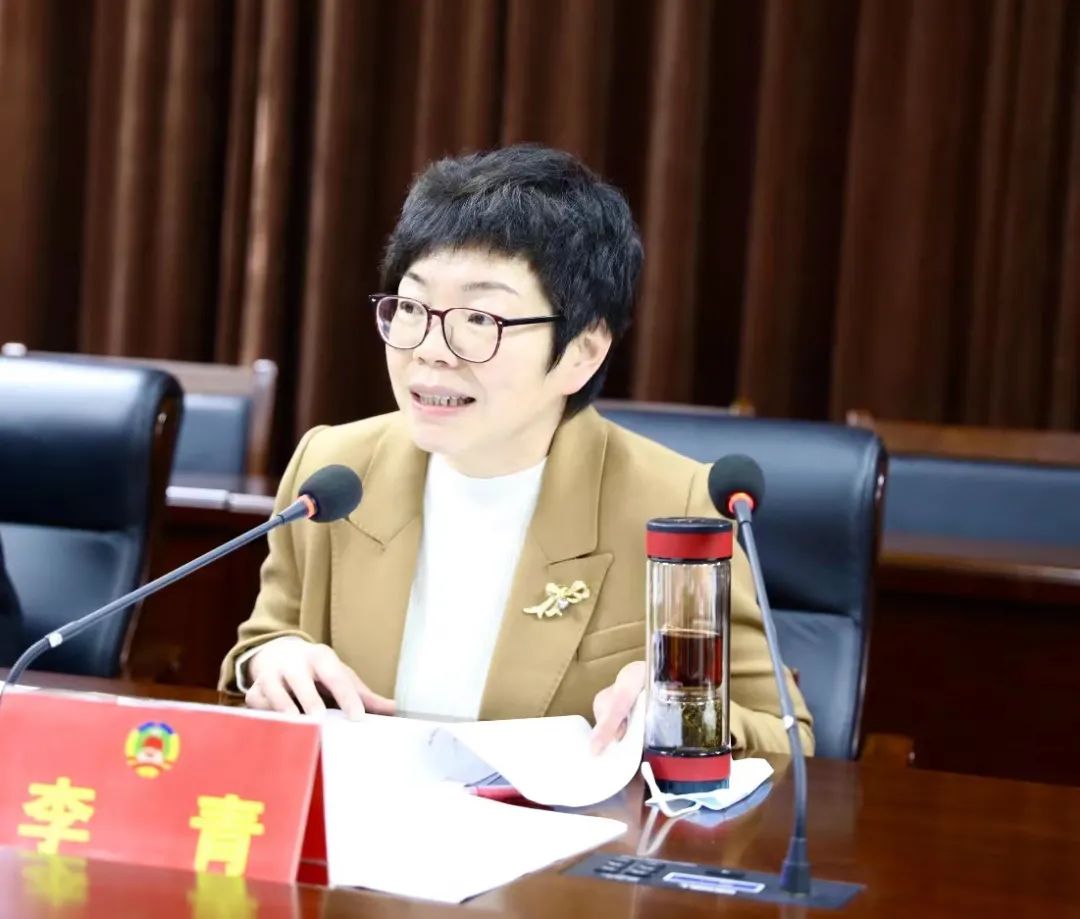  市政协主席李青充分肯定了改革观察员们拥有的这份为龙港改革发展鼓与呼的热情。