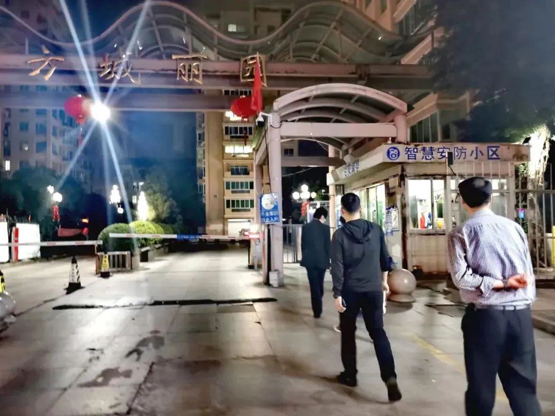 龙港市政协领导督查疫情防控工作：全面加强社会面管控 筑牢群防群控严密防线