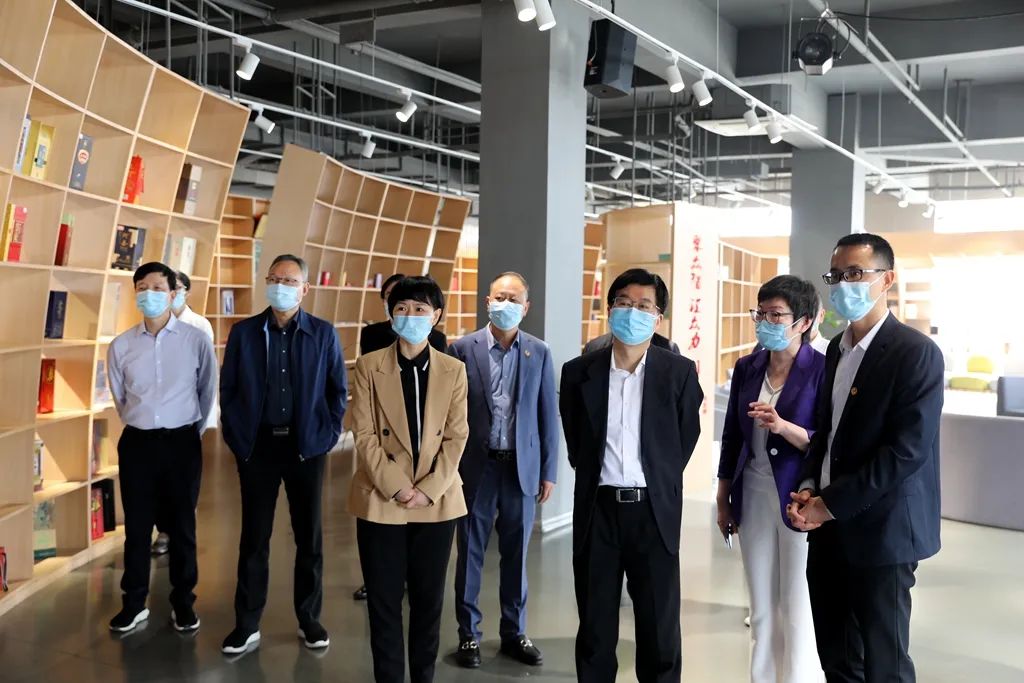 省政协副主席郑继伟来龙港调研