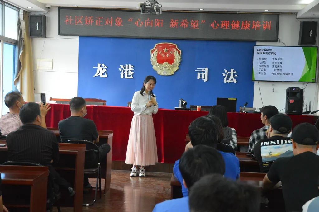 市政协委员应吟吟