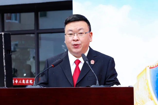 董忠波在讲话中强调